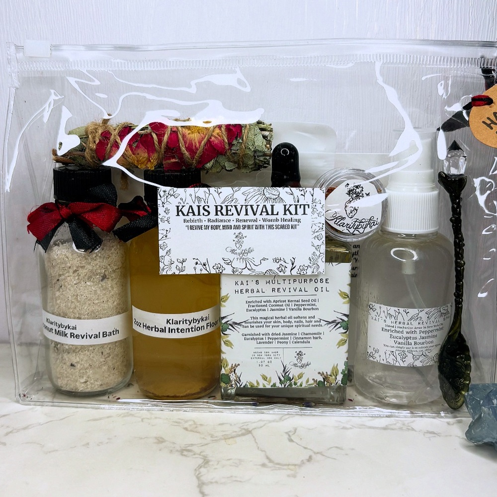 - Herbal Bath Accessories Set